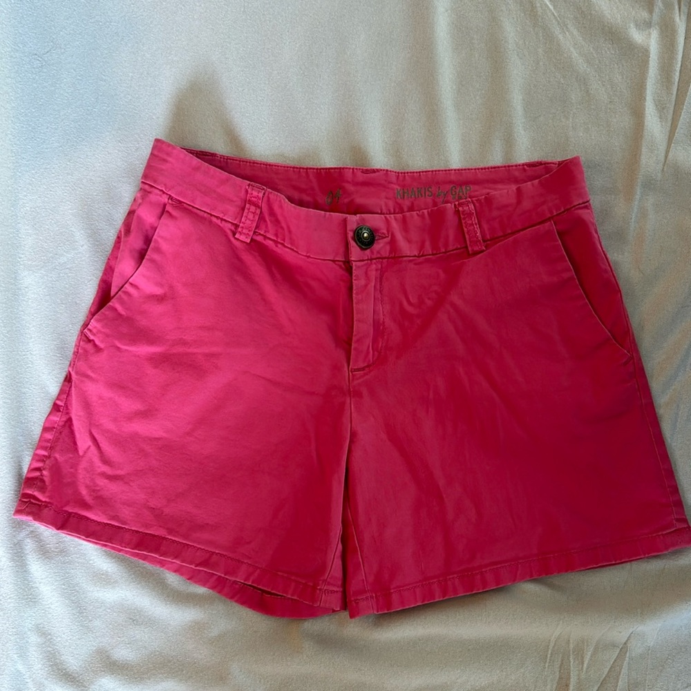 GAP Shorts Size 4 Inseam 5” Pink